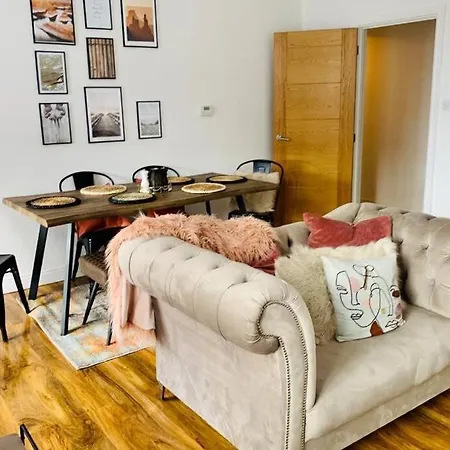 Luxury, Centrally Located 2 Bed Modern Apartment Great Yarmouth Buitenkant foto