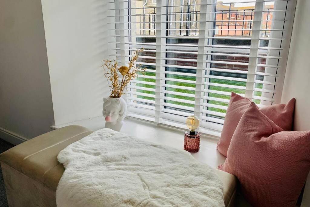 Luxury, Centrally Located 2 Bed Modern Great Yarmouth